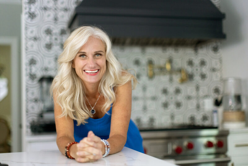 Canvas Rebel feature — Meet Helen Armstrong